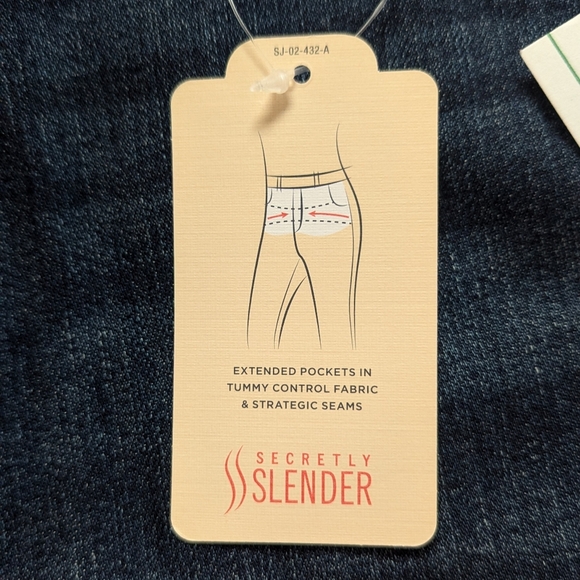 St John's Bay Skinny Mid Rise Jeans | Size 18W - Picture 6 of 7